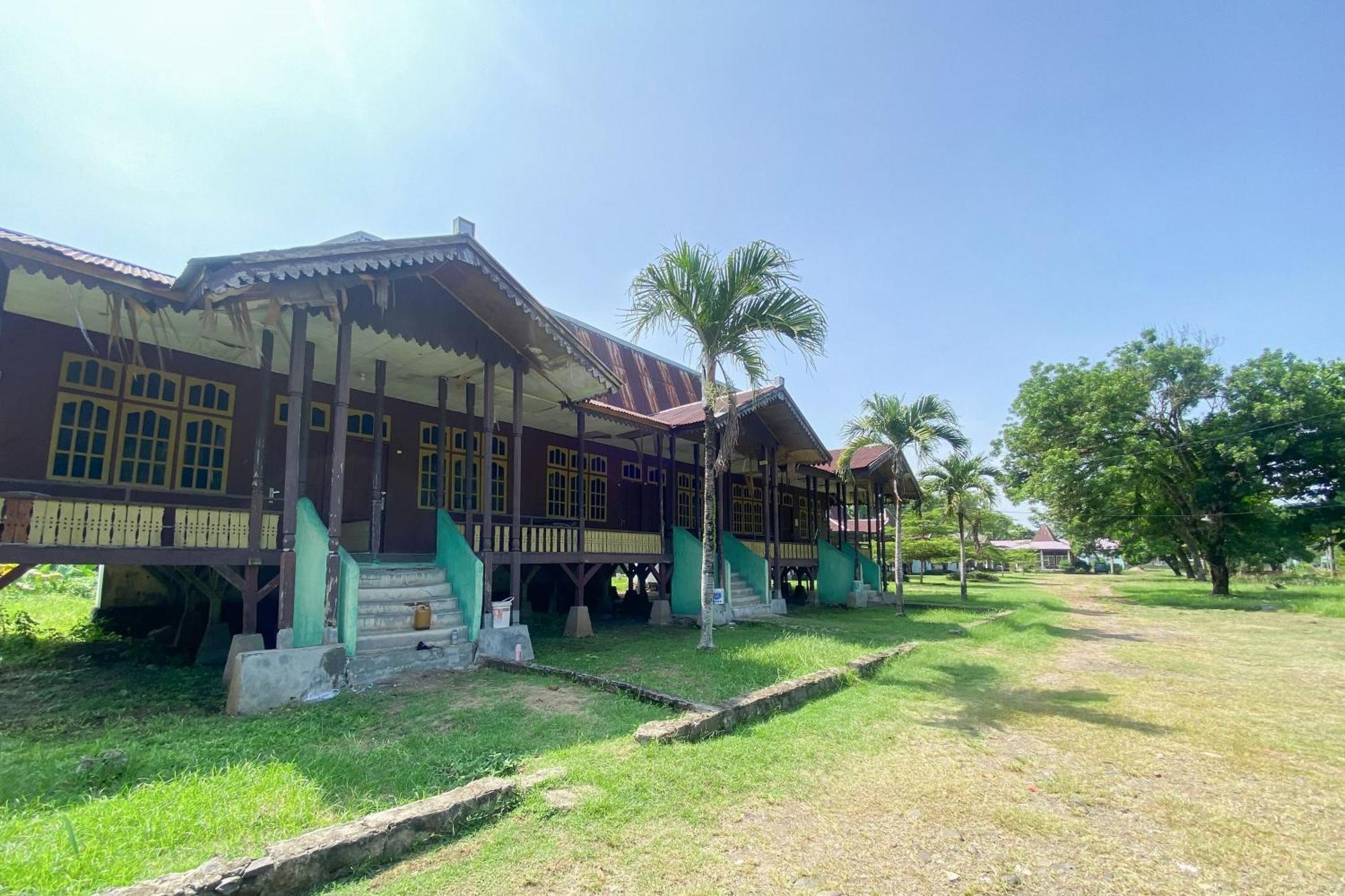 Hotel Pantai Panjang Bengkulu Redpartner ภายนอก รูปภาพ