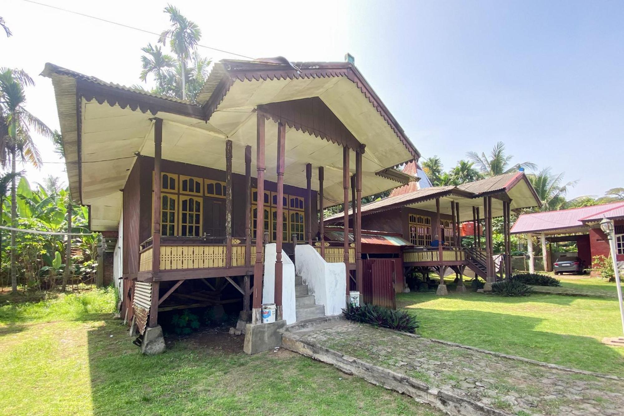 Hotel Pantai Panjang Bengkulu Redpartner ภายนอก รูปภาพ